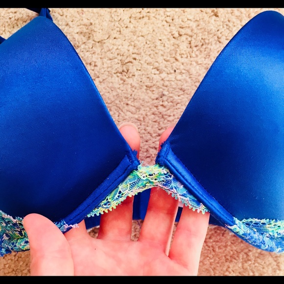 PINK VICTORIA’S SECRET Heartbreaker Plunge Push Up - Picture 5 of 7